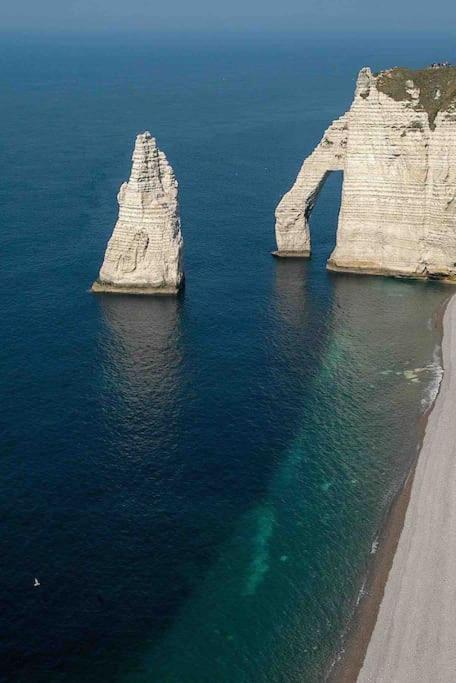 Gite Le Fisk A 2 Pas De La Mer Villa Fécamp Exteriör bild